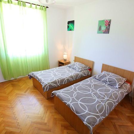 דירות ביבינייה Large Gardens 2 מראה חיצוני תמונה
