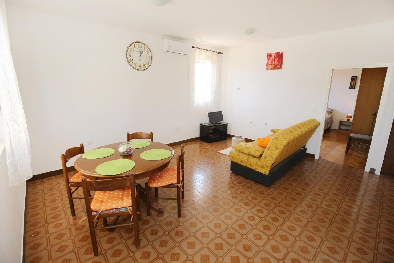 דירות ביבינייה Large Gardens 2 מראה חיצוני תמונה